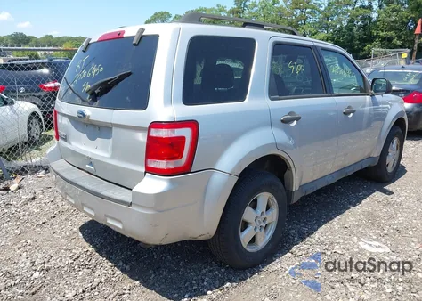 2010 Ford Escape Xlt z USA, uszkodzony, nr VIN 1FMCU9D7XAKA12672